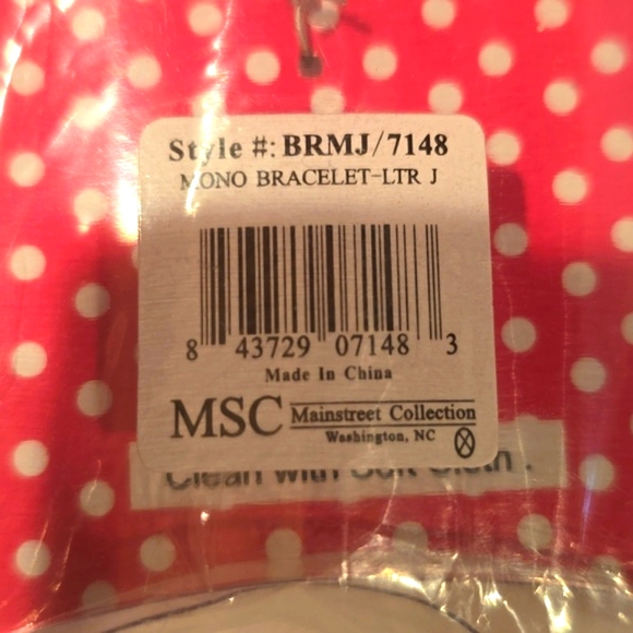 ⭐️ J, Silver Toned Oval Link Toggle Clasp Bracelet, Letter "J" Charm - Picture 9 of 13